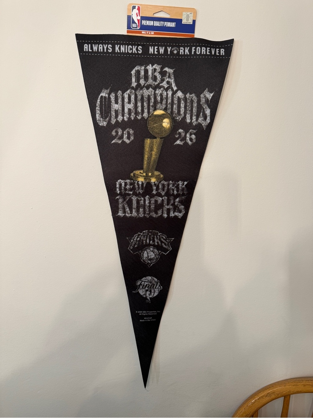 NY Knicks WinCraft 2026 NBA Finals Champions 12”x30” Locker Room Pennant NEW!